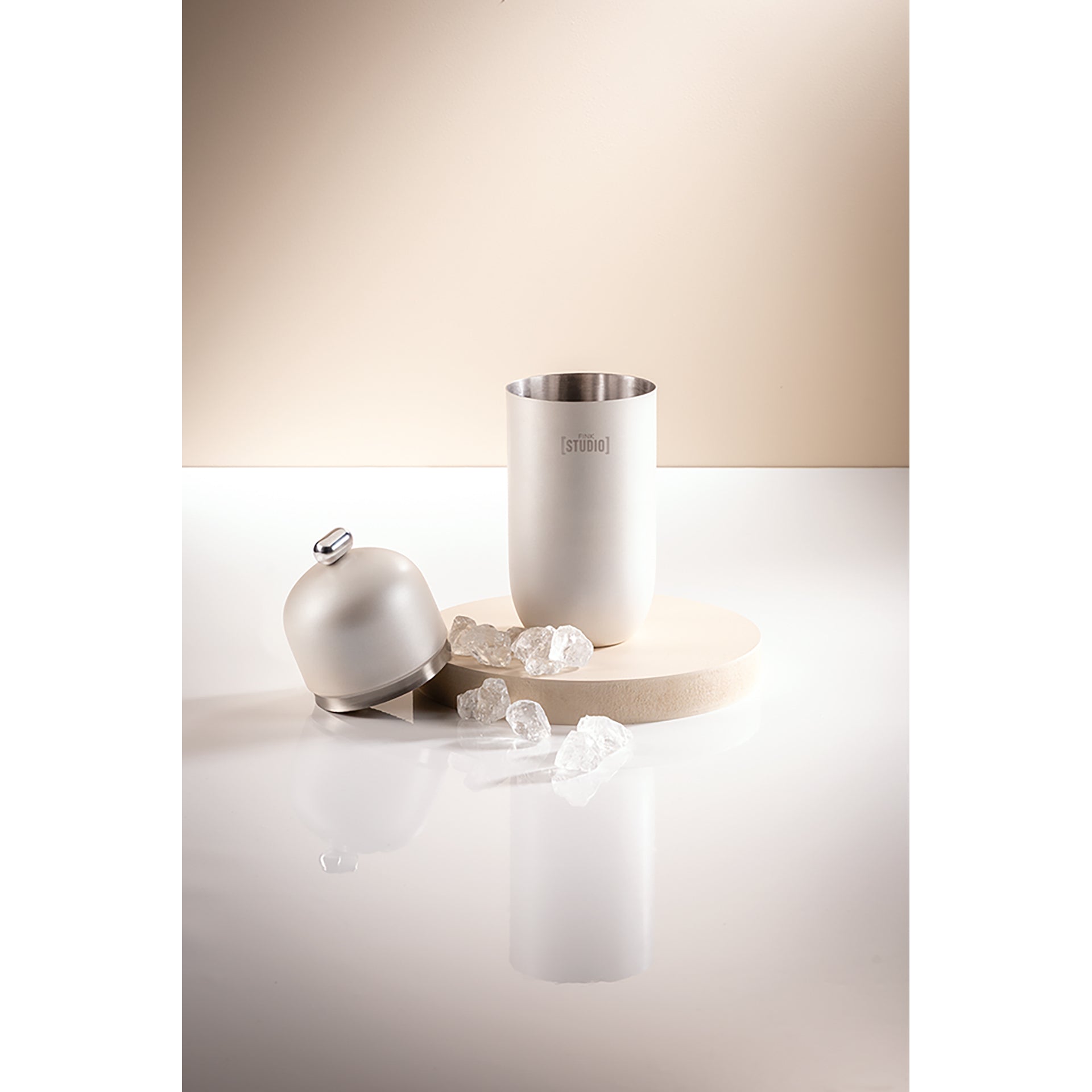 SPACE PEARL Cocktailshaker creme